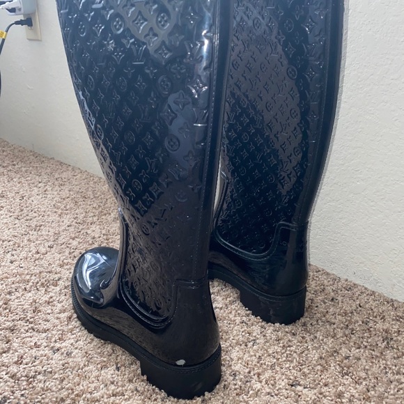 Louis Vuitton Rain Boots size 39 - Picture 10 of 10
